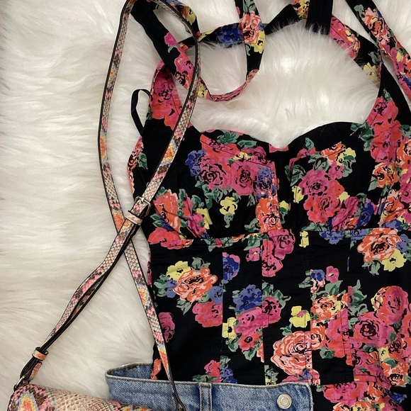 Floral tube top with straps - Picture 3 of 7